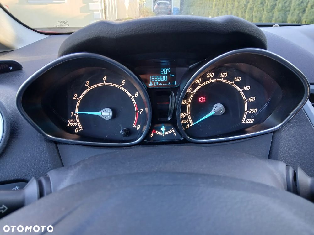 Ford Fiesta 1.25 Silver X (Ambiente) - 19