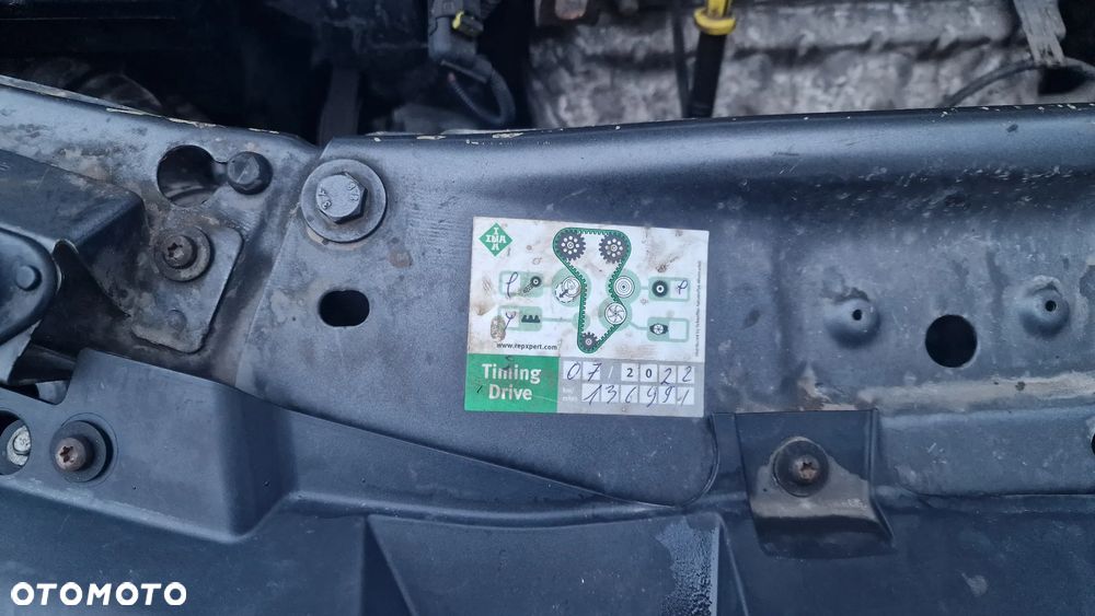 Opel Zafira 1.8 Sport - 25