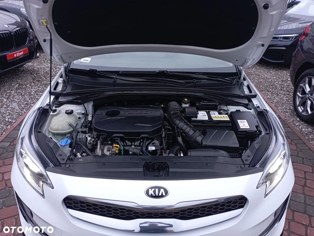 Kia XCeed 1.6 T-GDI L Business Line - 29