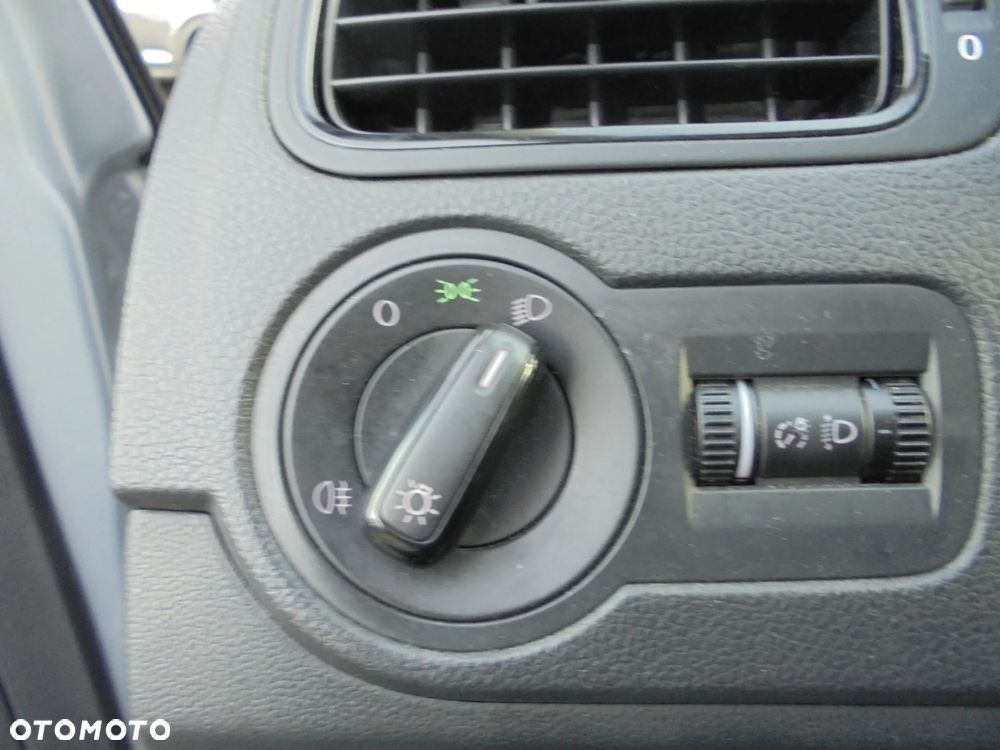 Volkswagen Polo 1.2 Comfortline - 16