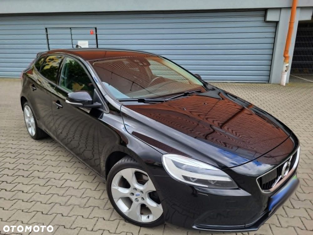 Volvo V40 D3 Geartronic Momentum - 19