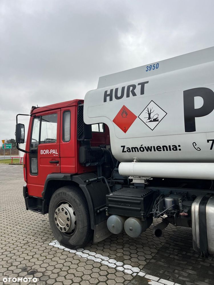 Volvo FL6 - 8