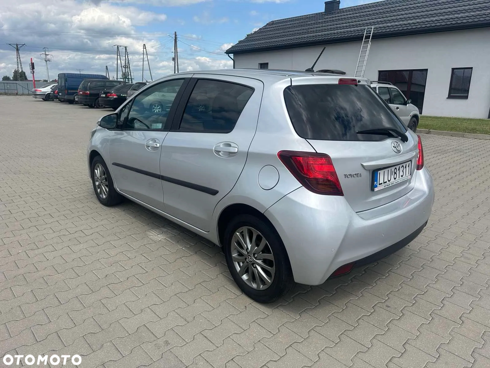 Toyota Yaris 1.33 Premium - 4