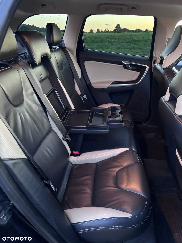 Volvo XC 60 - 12