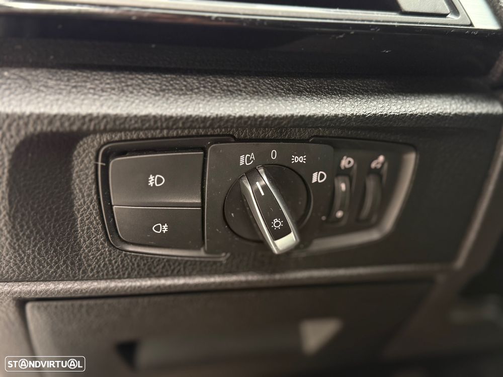 BMW 116 d EfficientDynamics Edition Urban Line - 18