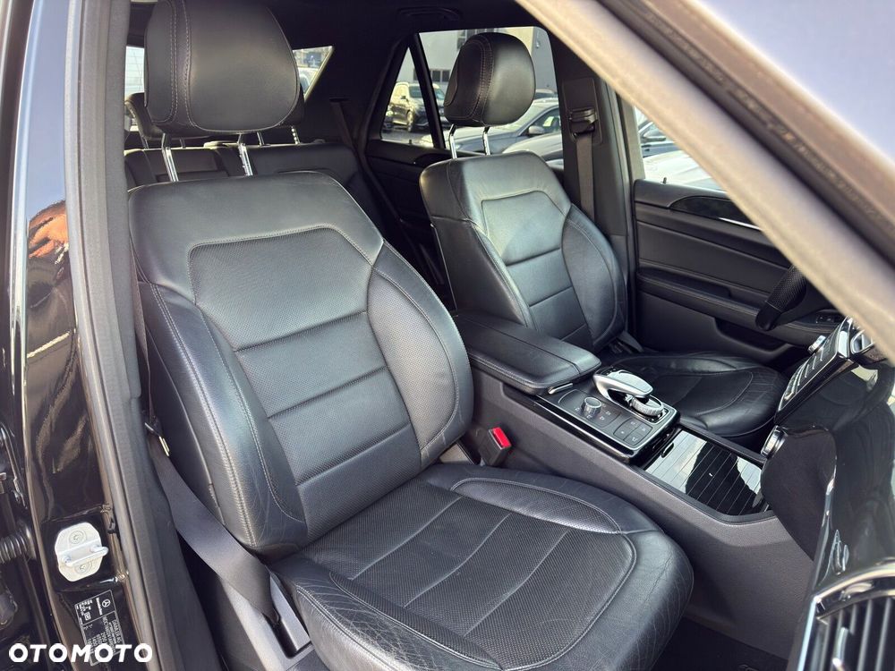 Mercedes-Benz GLE 350 d 4-Matic - 22