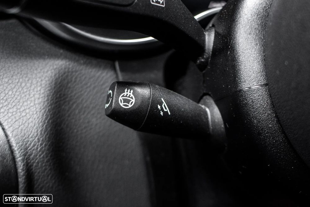 Mercedes-Benz GLC 300 e 4Matic 9G-TRONIC AMG Line - 47