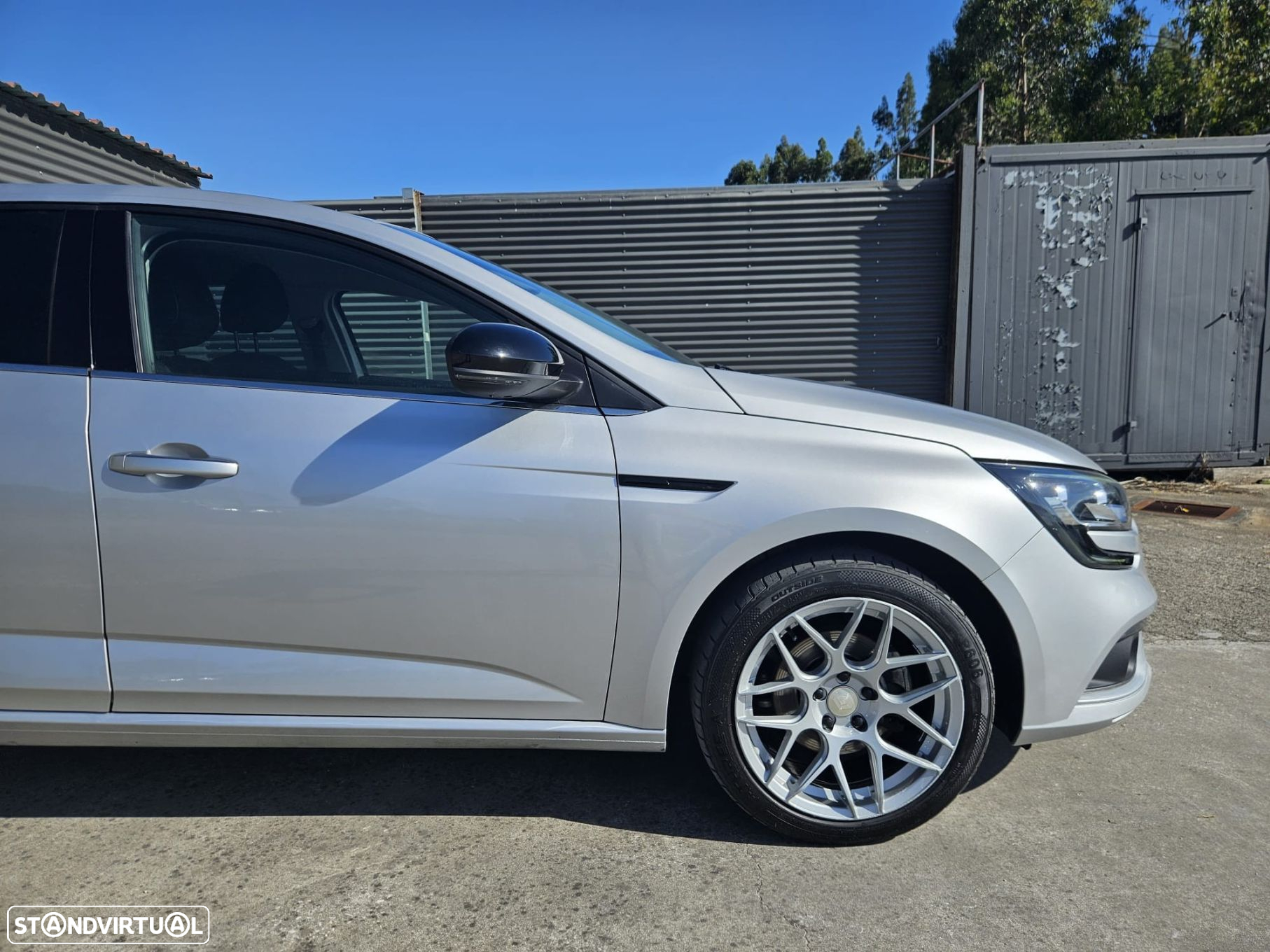 Renault Mégane 1.5 dCi Zen ECO - 9