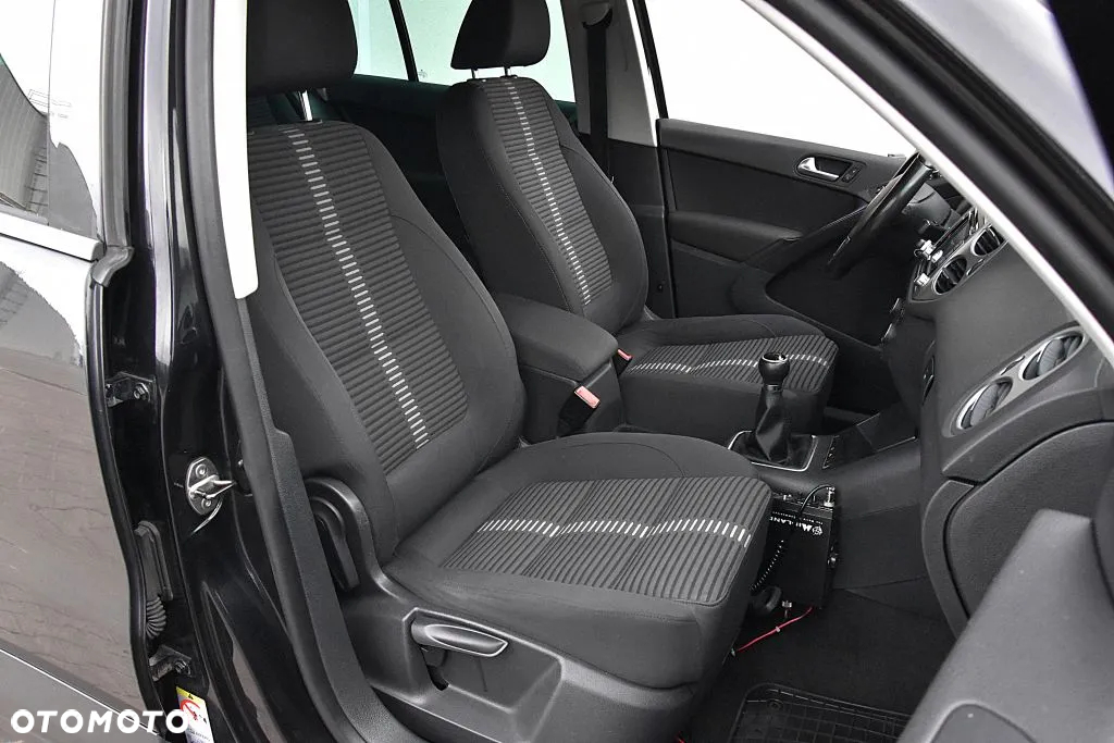 Volkswagen Tiguan - 21