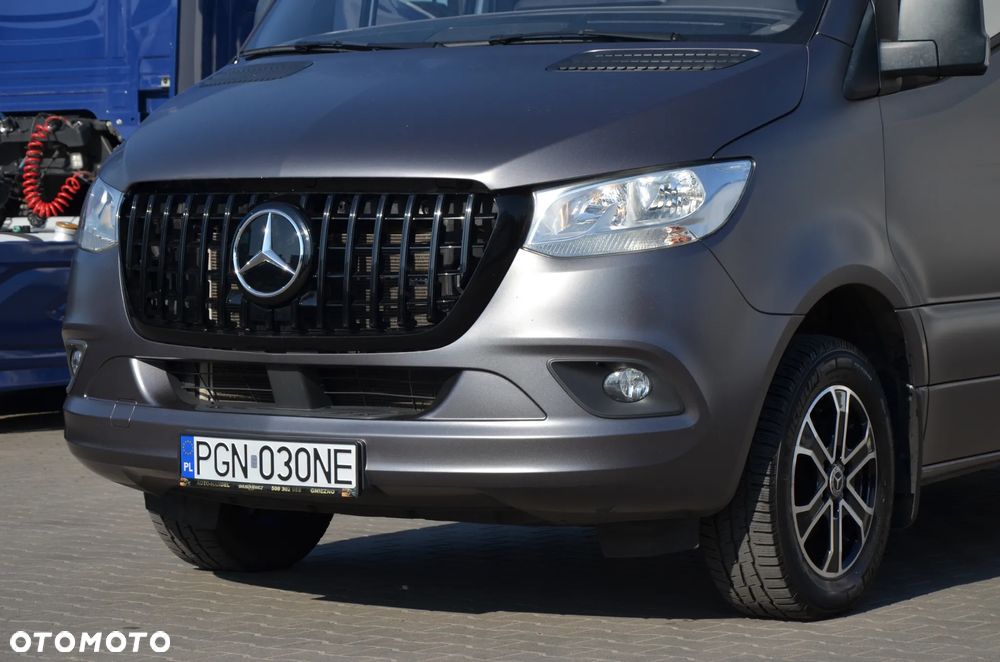 Mercedes-Benz Sprinter - 5