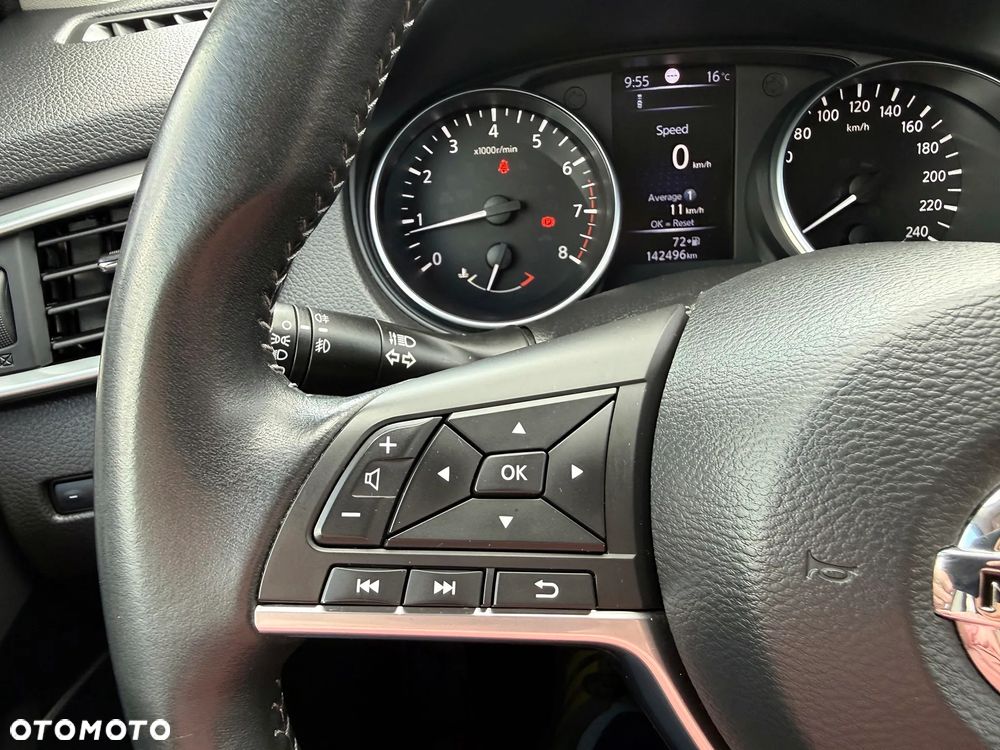 Nissan Qashqai 1.6 DIG-T N-Connecta - 30