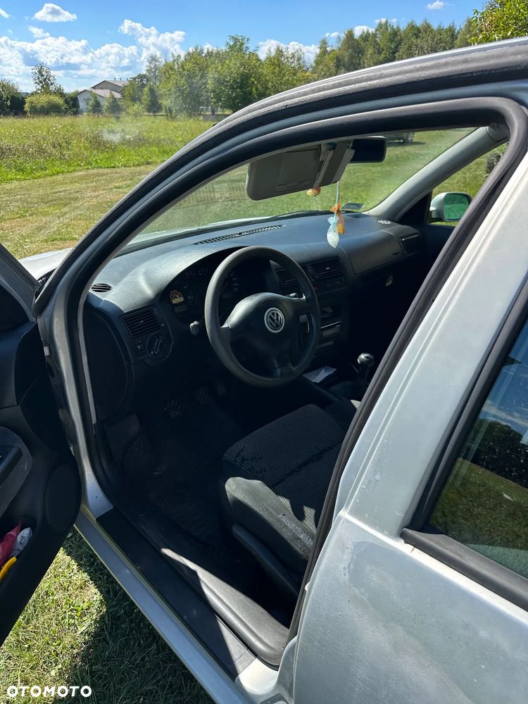 Volkswagen Golf 1.9 TDI Highline - 8