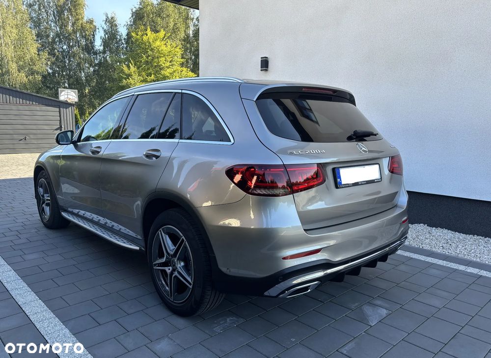 Mercedes-Benz GLC 200 d 4-Matic - 3