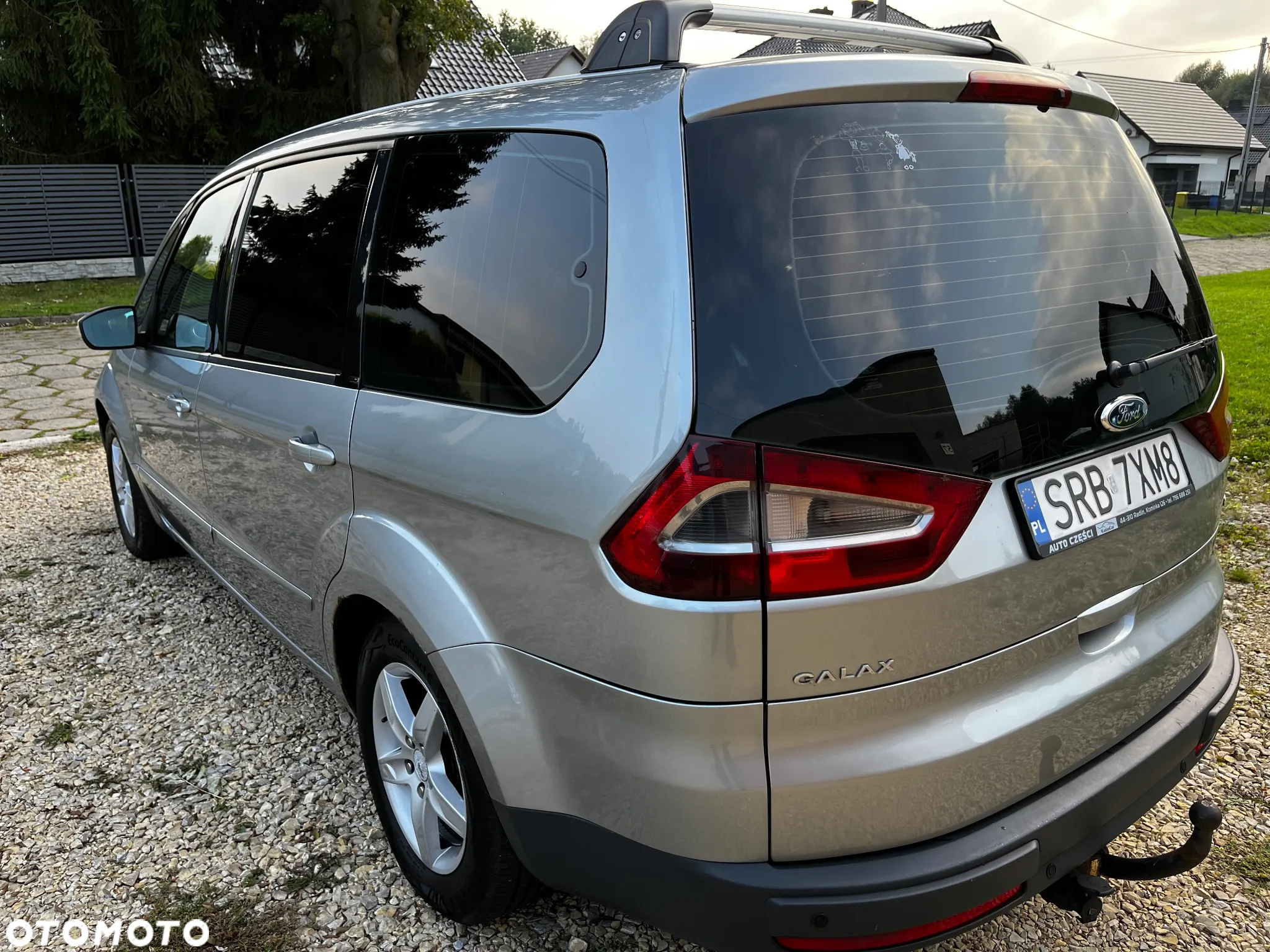 Ford Galaxy - 4