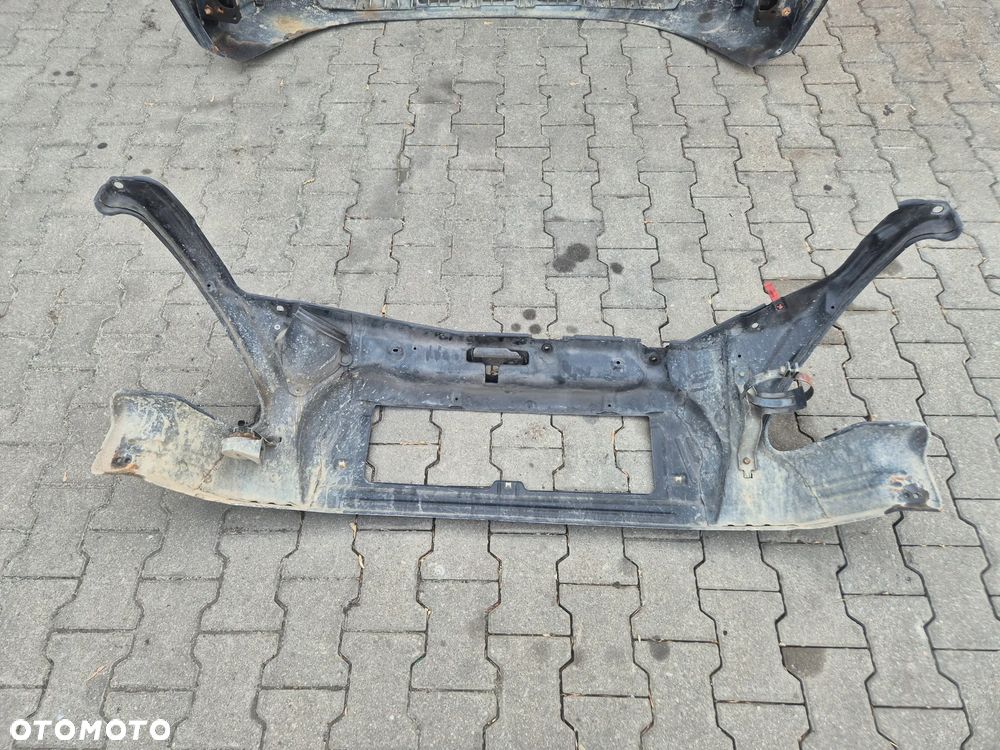 OKULAR WZMOCNIENIE PRZÓD IVECO DAILY III IV LIFT  11-14r. - 3