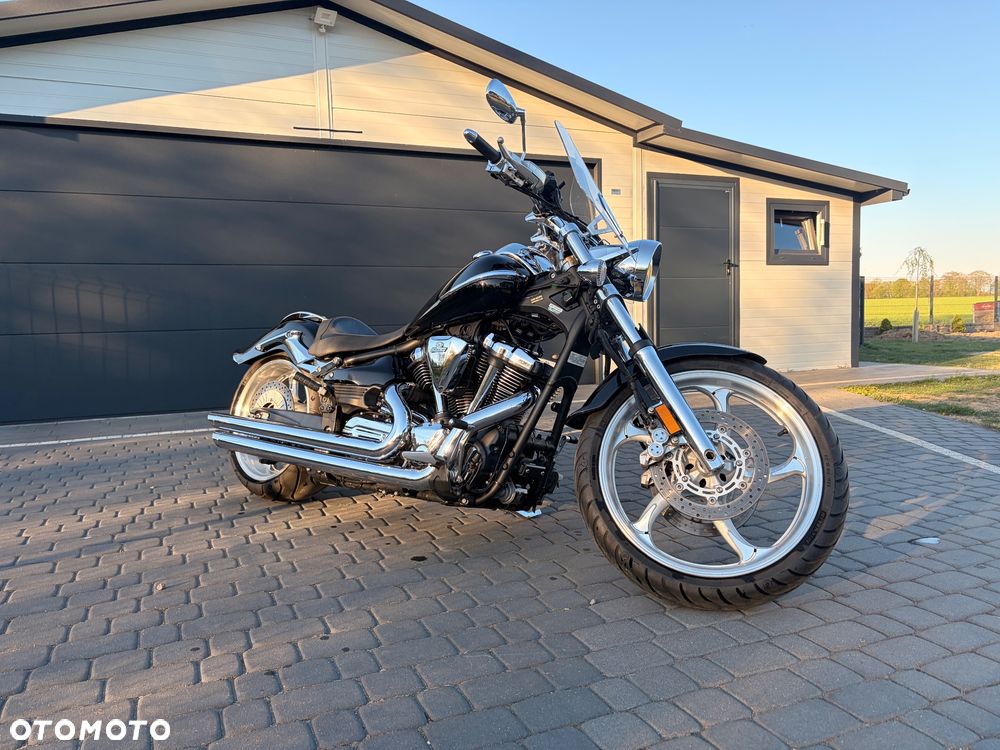 Yamaha Raider - 1
