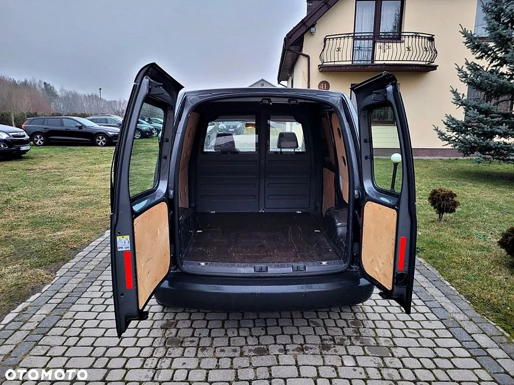 Volkswagen Caddy - 9