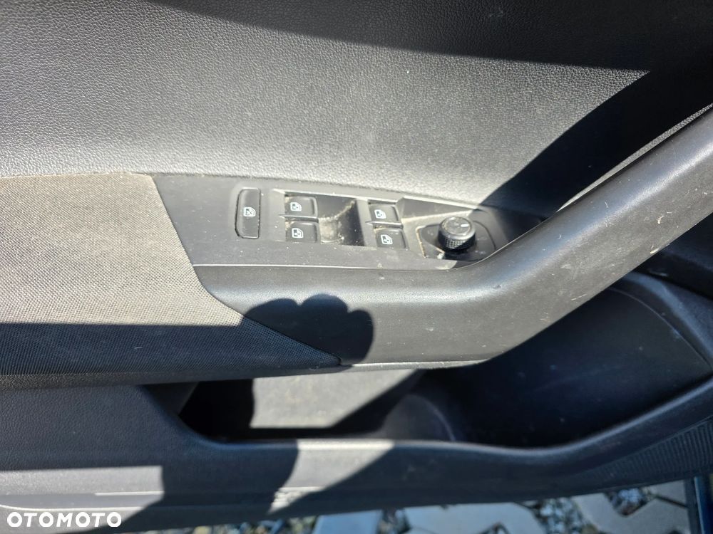 Volkswagen Polo 1.6 TDI SCR JOIN - 28