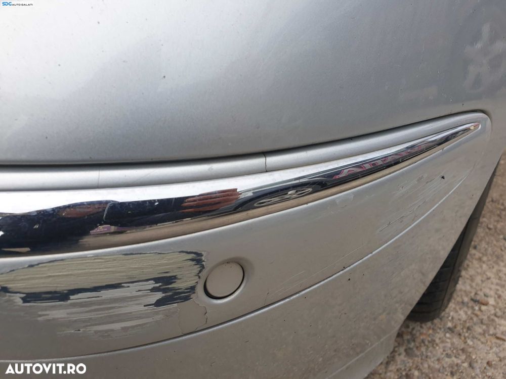 Bandou Stanga cu Locas Senzori Parcare Bara Spoiler Fata cu Imperfectiuni Mercedes Clasa E Class W211 NFL Non Facelift 2002 - 2006 Culoare C775 775 [K3440] - 3