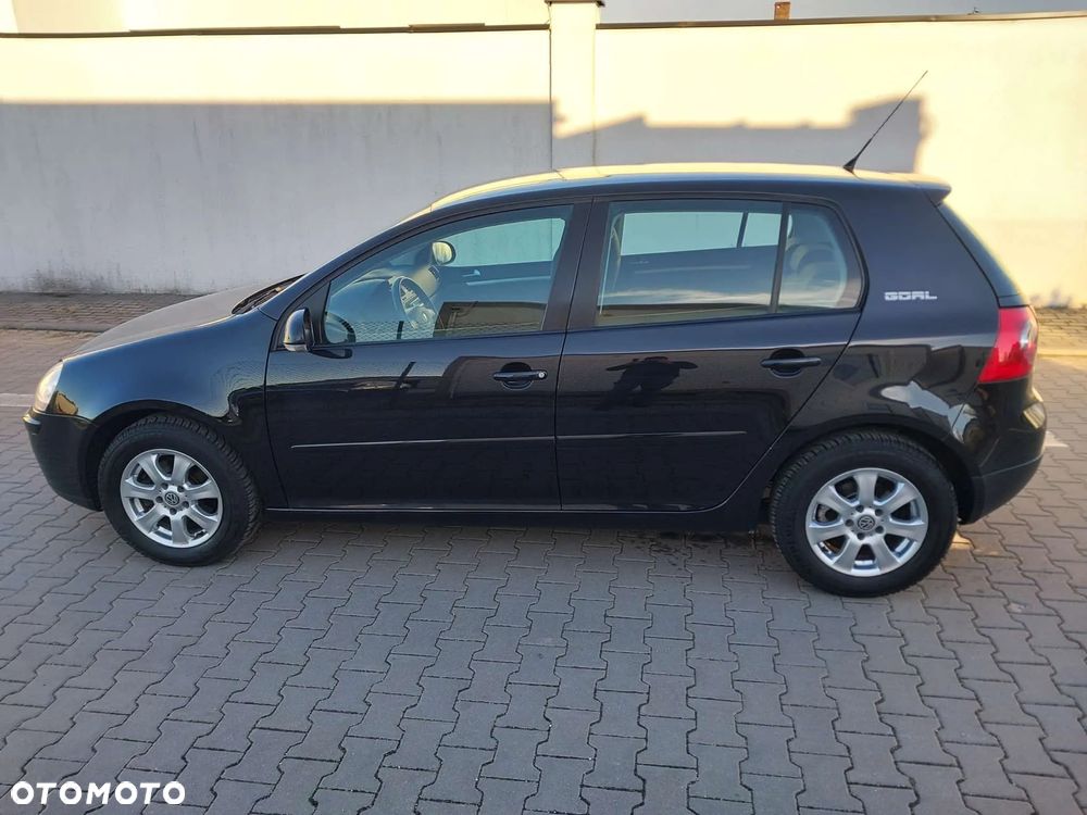 Volkswagen Golf V 1.6 Comfortline - 5