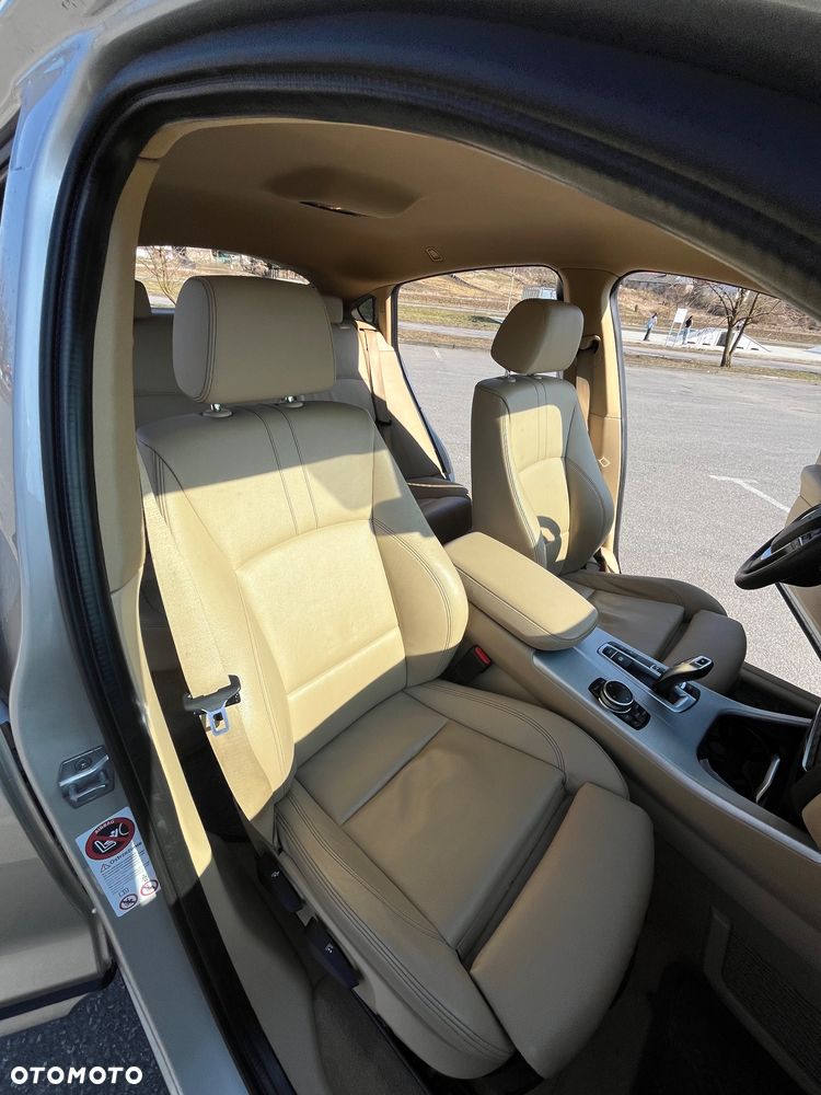 BMW X4 xDrive20d xLine - 13