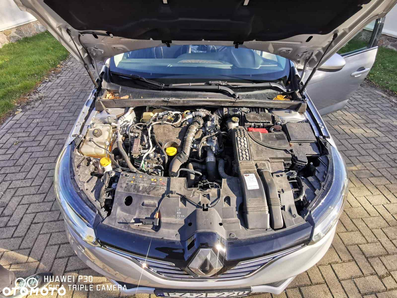 Renault Megane 1.5 Blue dCi Techno EDC - 14