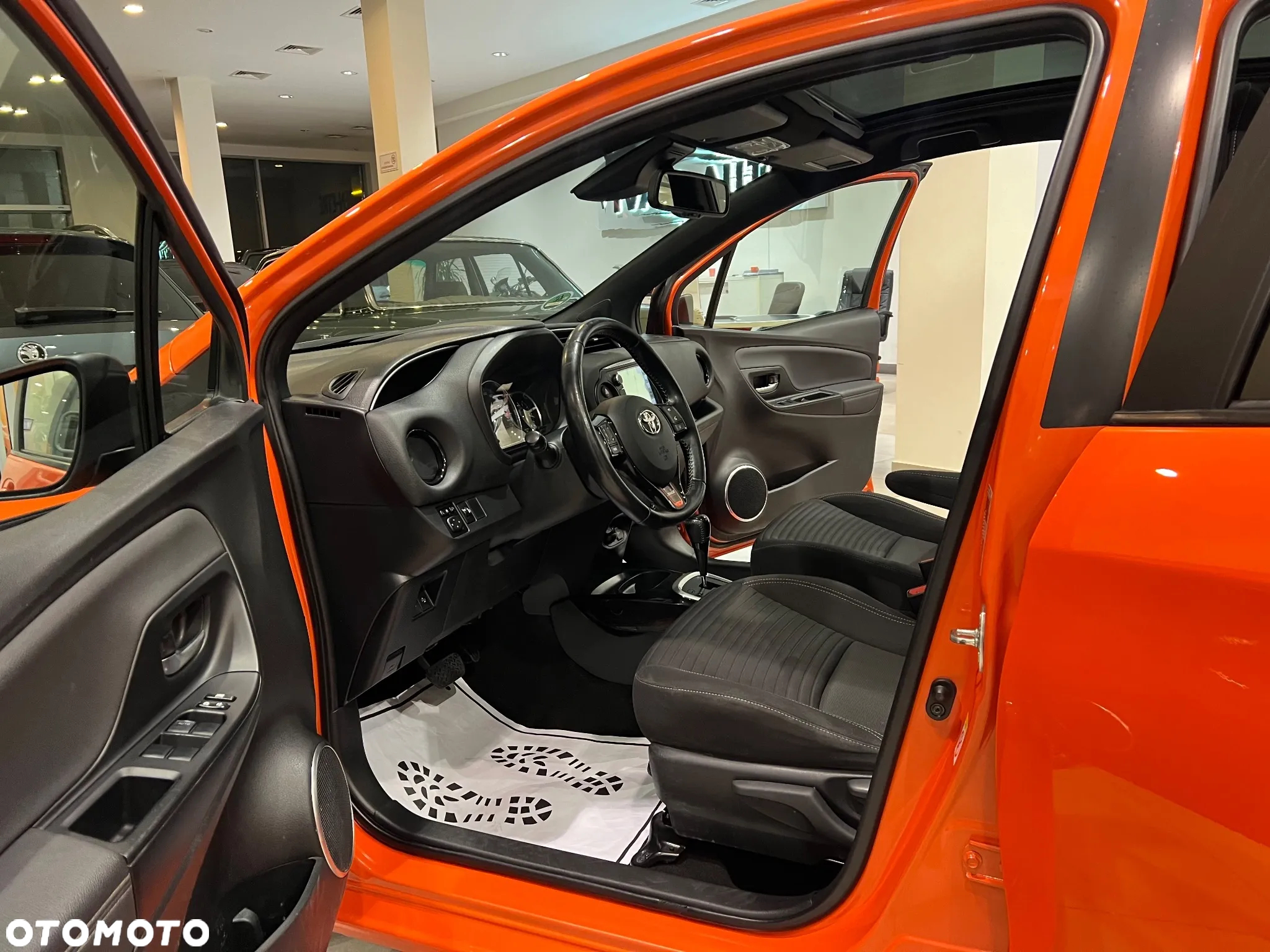 Toyota Yaris - 24