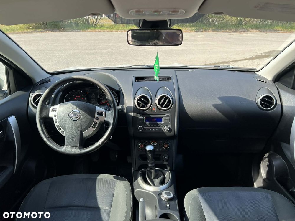 Nissan Qashqai 2.0 dCi 4 x 4 DPF acenta - 5