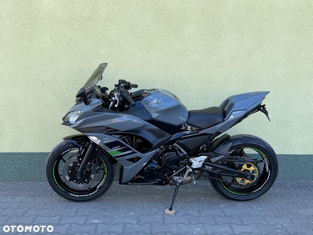 Kawasaki Ninja - 24