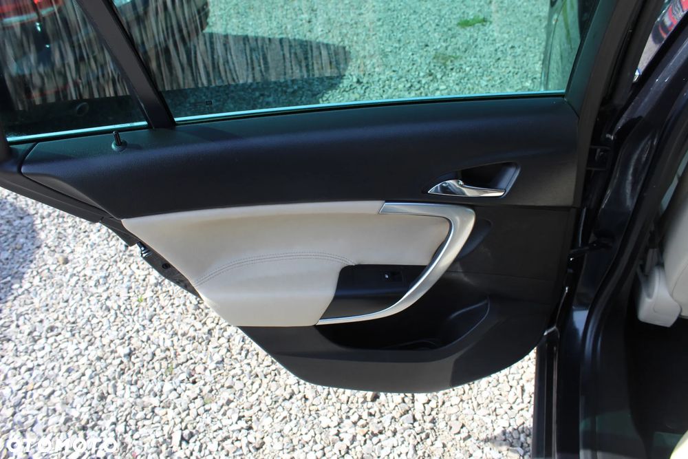 Opel Insignia - 27