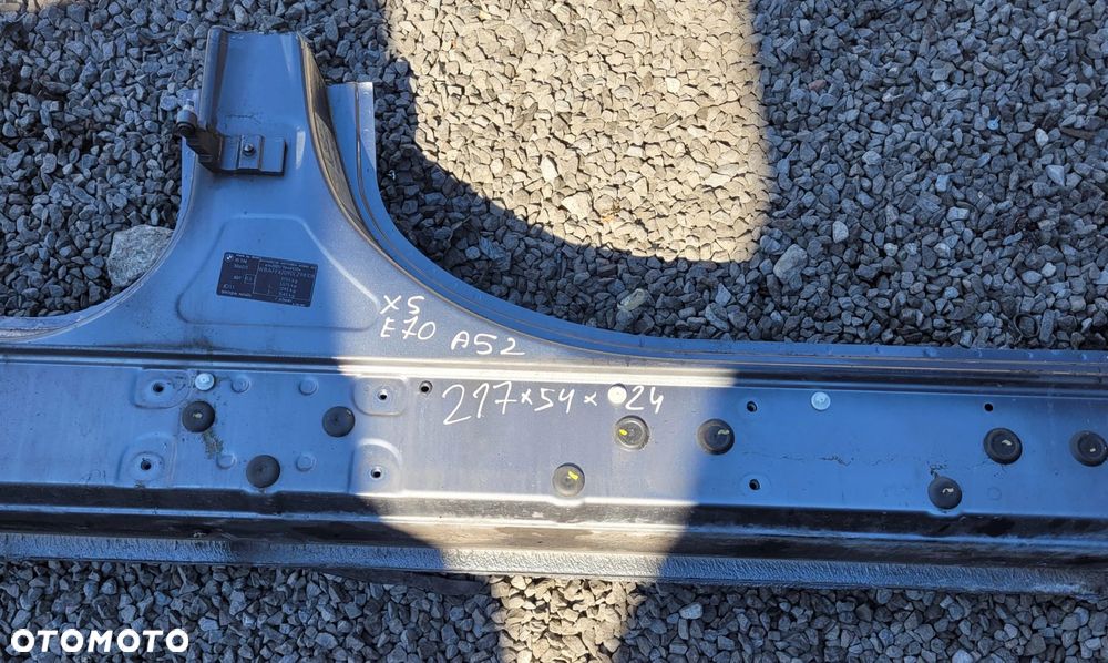 PRÓG CIĘTY PRAWY BMW X5 E70 A52 SPACEGRAU - 2