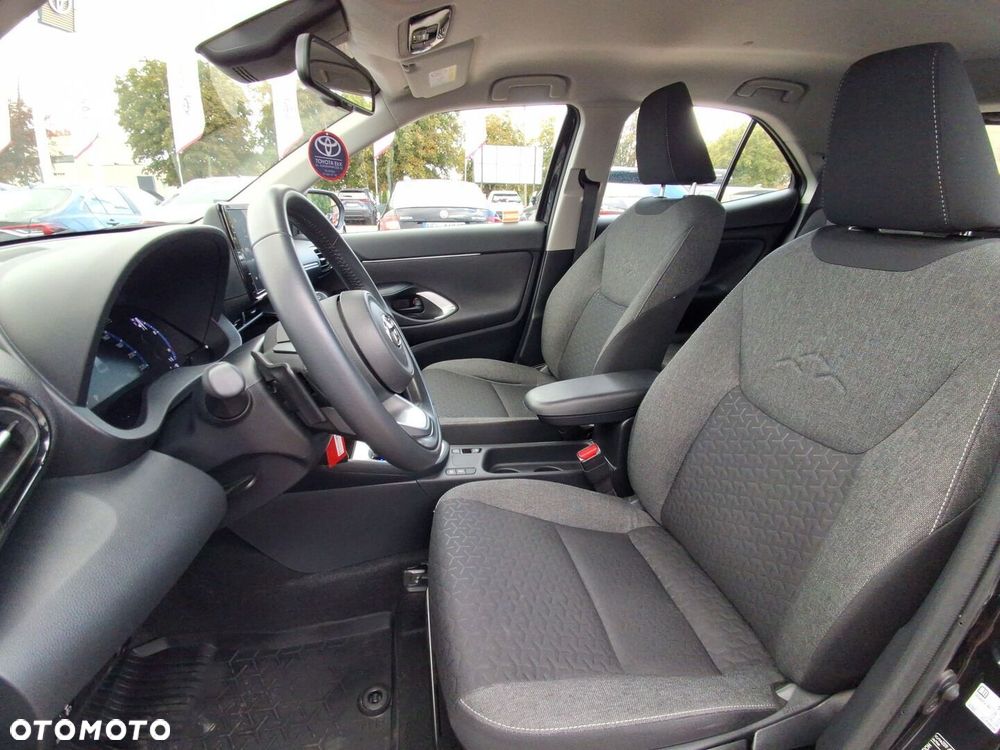 Toyota Yaris Cross 1.5 Comfort CVT - 12