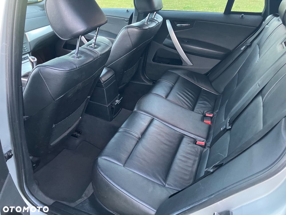 BMW X3 2.0d - 9