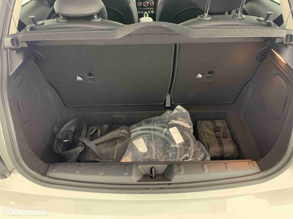 MINI 3 Portas Cooper SE Camden Edition - 14