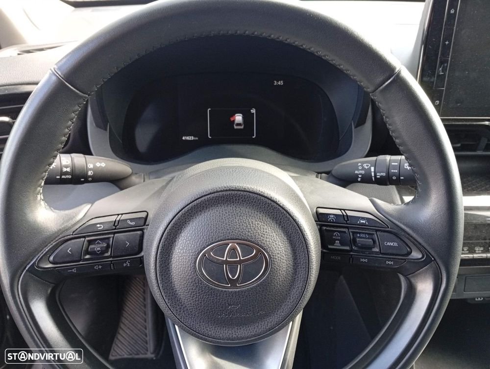 Toyota Yaris Cross 1.5 HDF Comfort Plus - 13