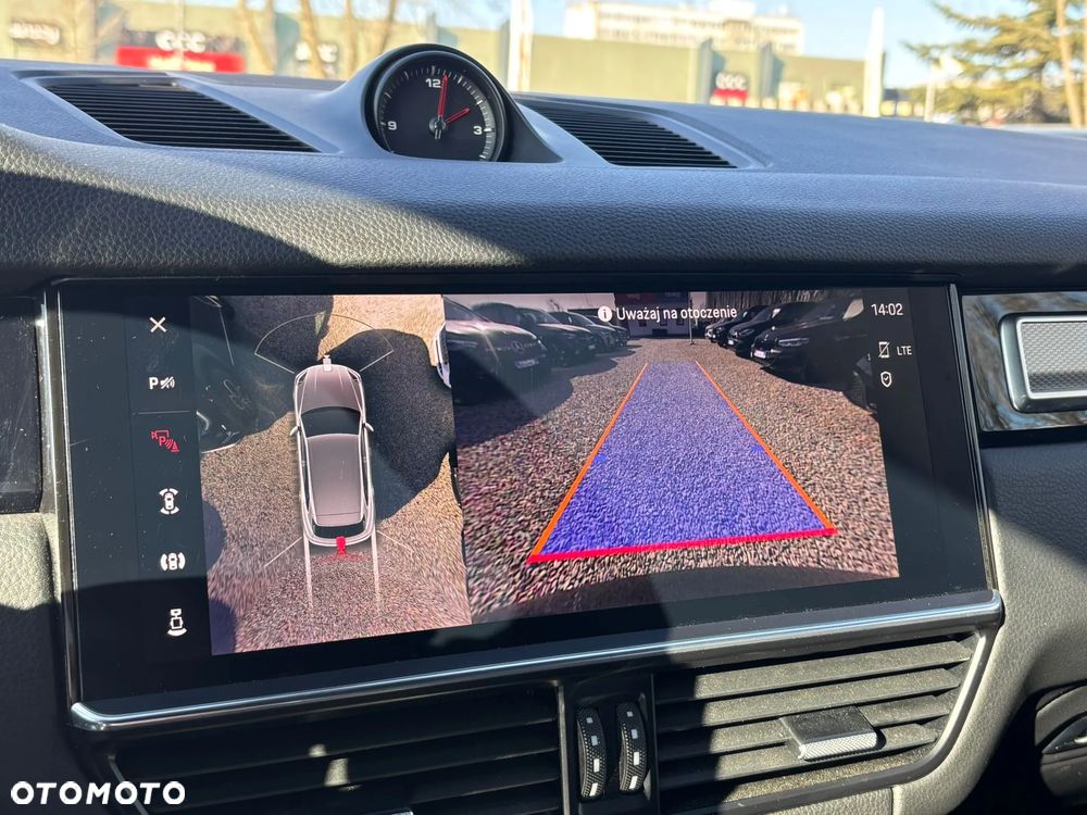 Porsche Cayenne Platinum Edition - 32