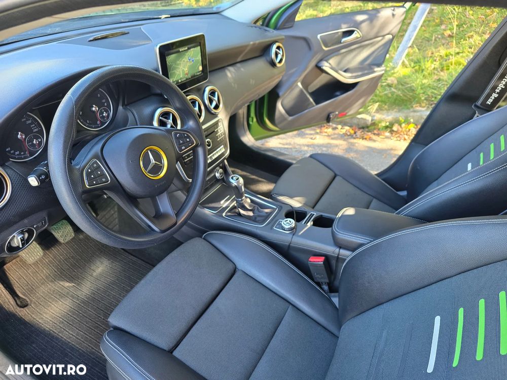 Mercedes-Benz A 200 d Activity Edition - 3