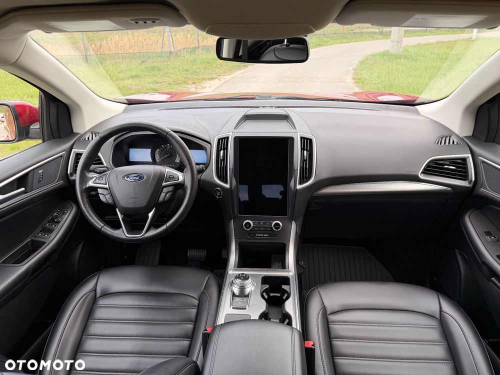 Ford Edge - 11
