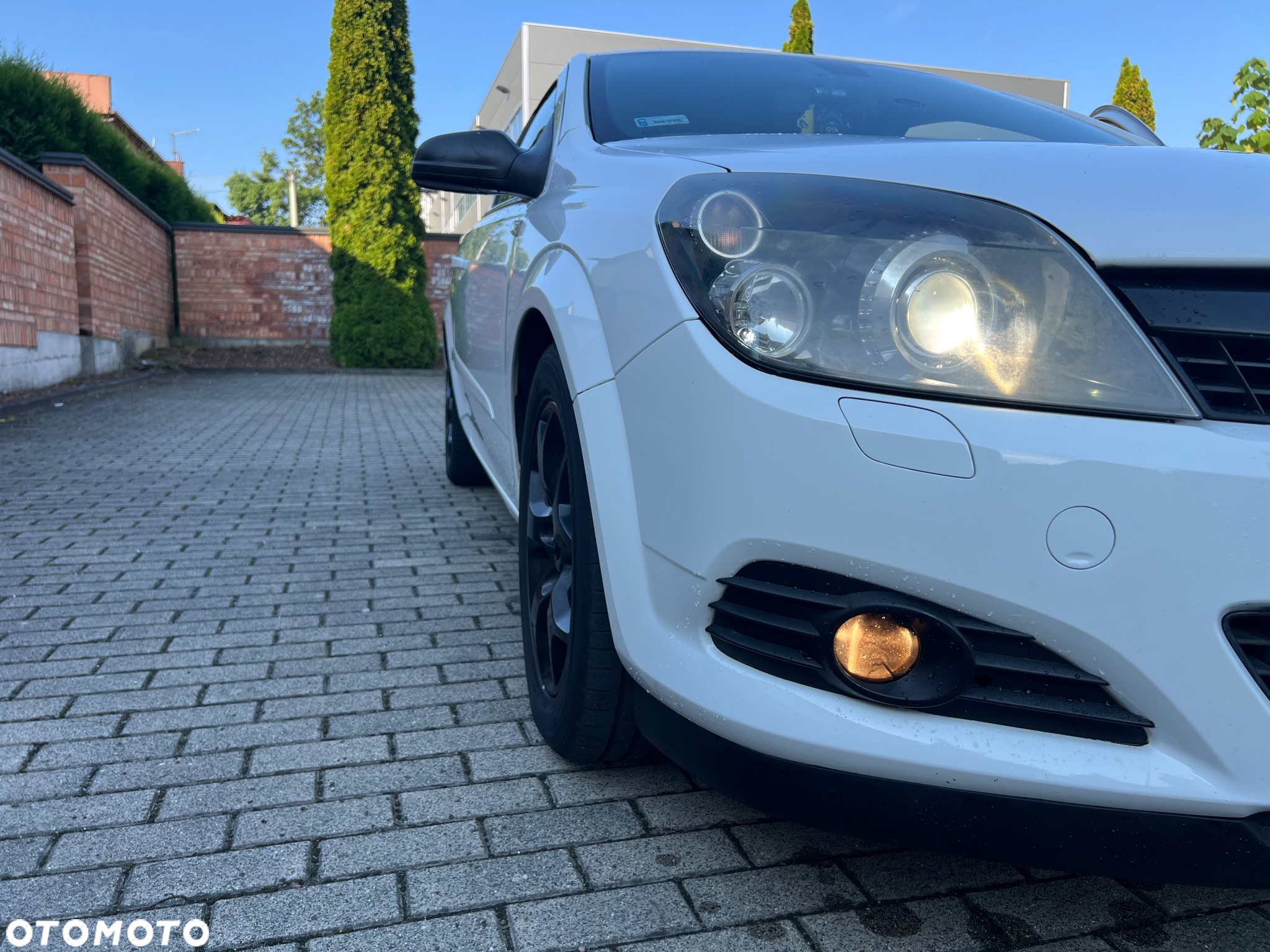 Opel Astra III GTC 1.6 Enjoy - 6