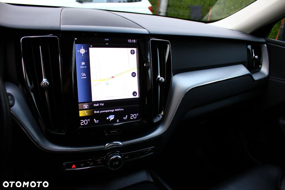 Volvo XC 60 T8 AWD Recharge Geartronic Polestar Engineered - 26