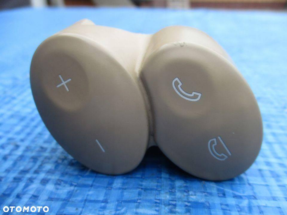 MERCEDES W219 W211 PRZYCISK KIEROWNICY TELEFONU A2308202410 - 1