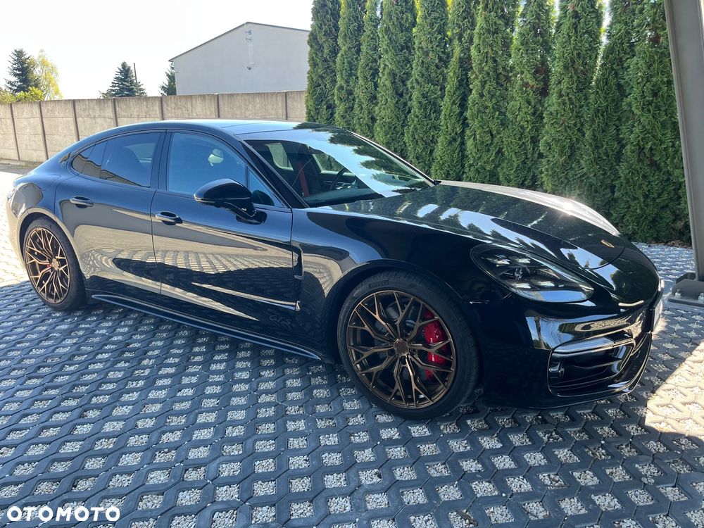 Porsche Panamera GTS - 1