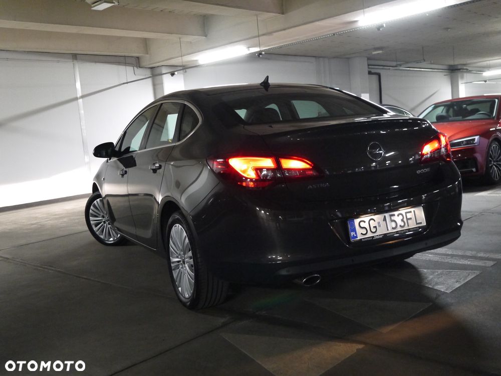 Opel Astra 1.4 Turbo ecoFLEX Start/Stop Exklusiv - 34