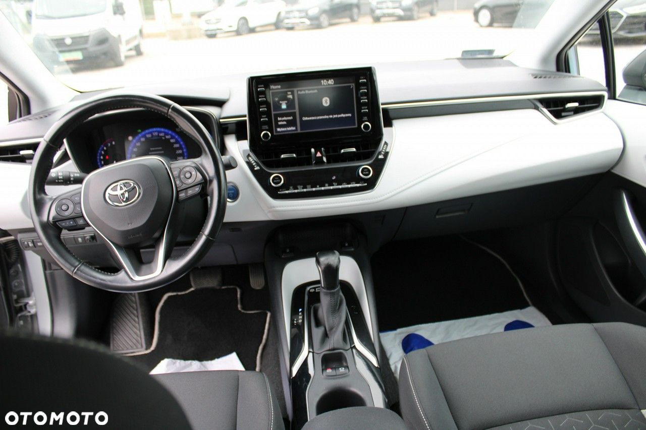 Toyota Corolla - 33