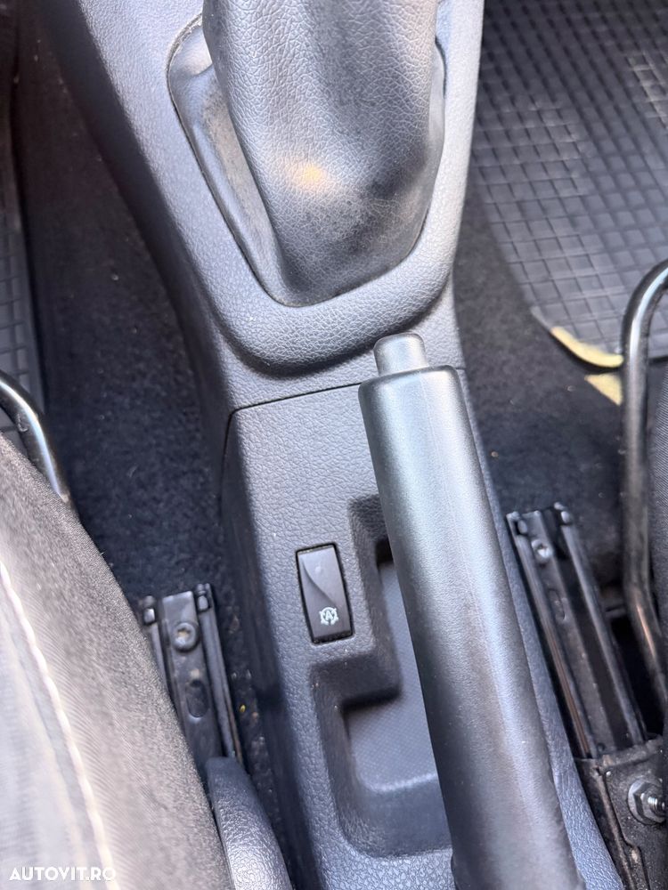 Dacia Sandero 1.0 SCe Acces - 6