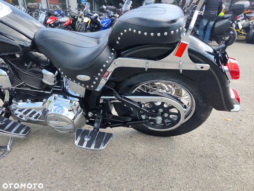 Harley-Davidson Softail Heritage Classic - 16