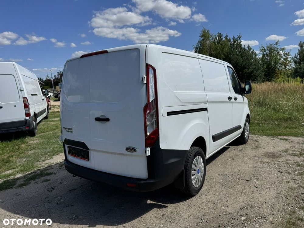 Ford Transit Custom - 5