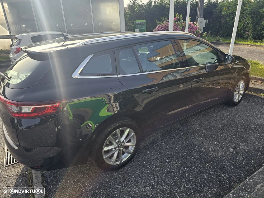 Renault Mégane Sport Tourer 1.5 dCi Comfort SS - 17