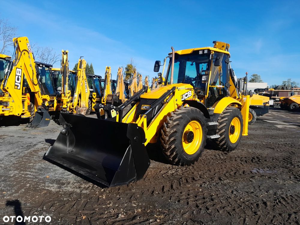 JCB JCB 4CX AEC  2022r - 3