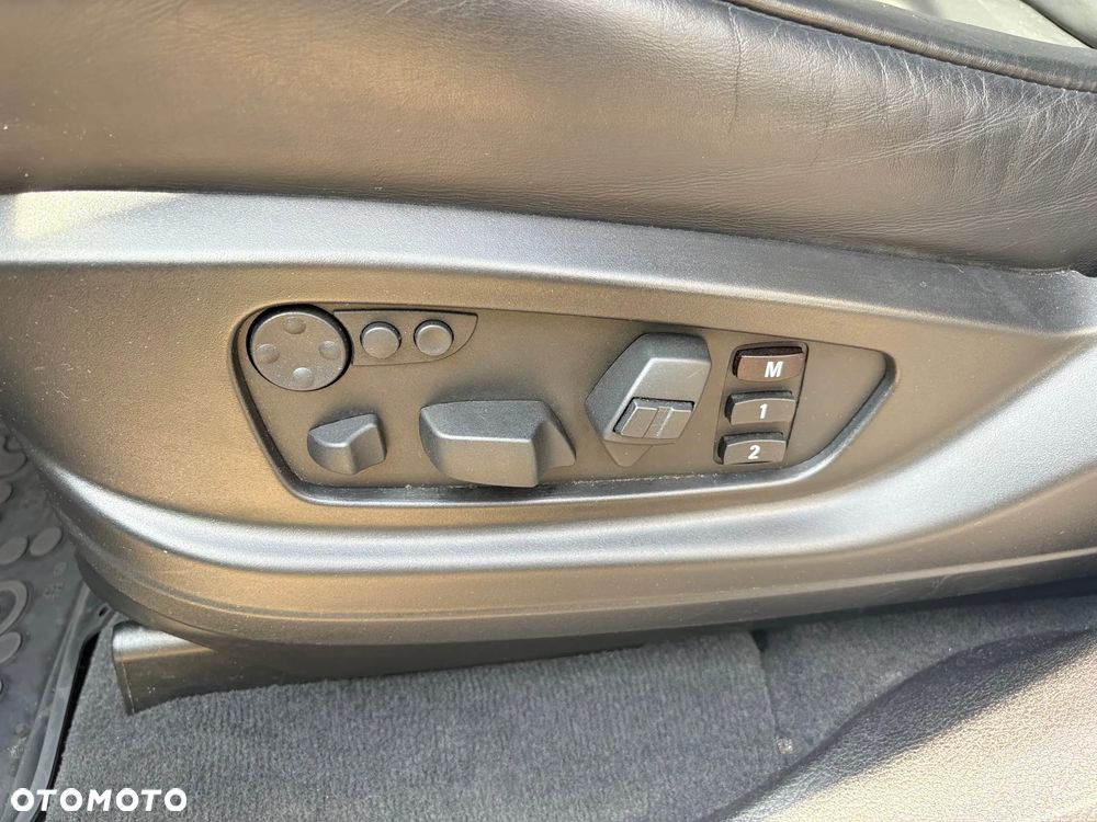 BMW X5 4.0d xDrive - 9